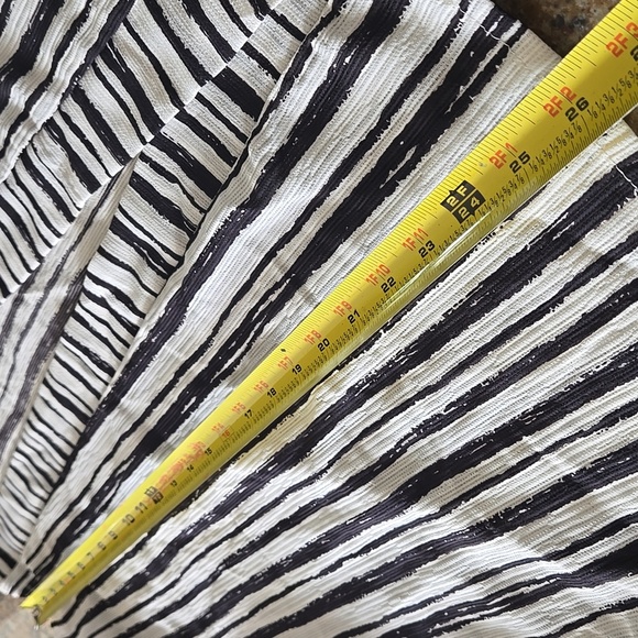 Anthropologie Do Everything in Love Black and White Striped Kimono Cardigan Wrap - Picture 8 of 9